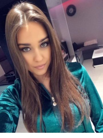 Люба Огонь Брюнетка